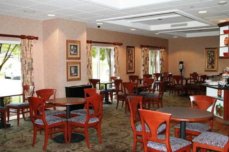 Hampton Inn Clifton Park Restoran gambar